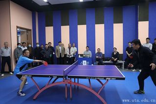 我校成功舉辦第十屆乒乓球單打比...